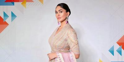 শ্রুতির বদলে ম্রুণাল